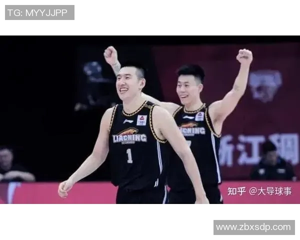 重庆篮球队耐力争议引发热议球迷对球队表现的不同看法与期待 重庆篮球队耐力争议引发热议球迷对球队表现的不同看法与期待